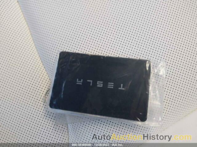 TESLA MODEL S DUAL MOTOR ALL-WHEEL DRIVE, 5YJSA1E5XNF470738