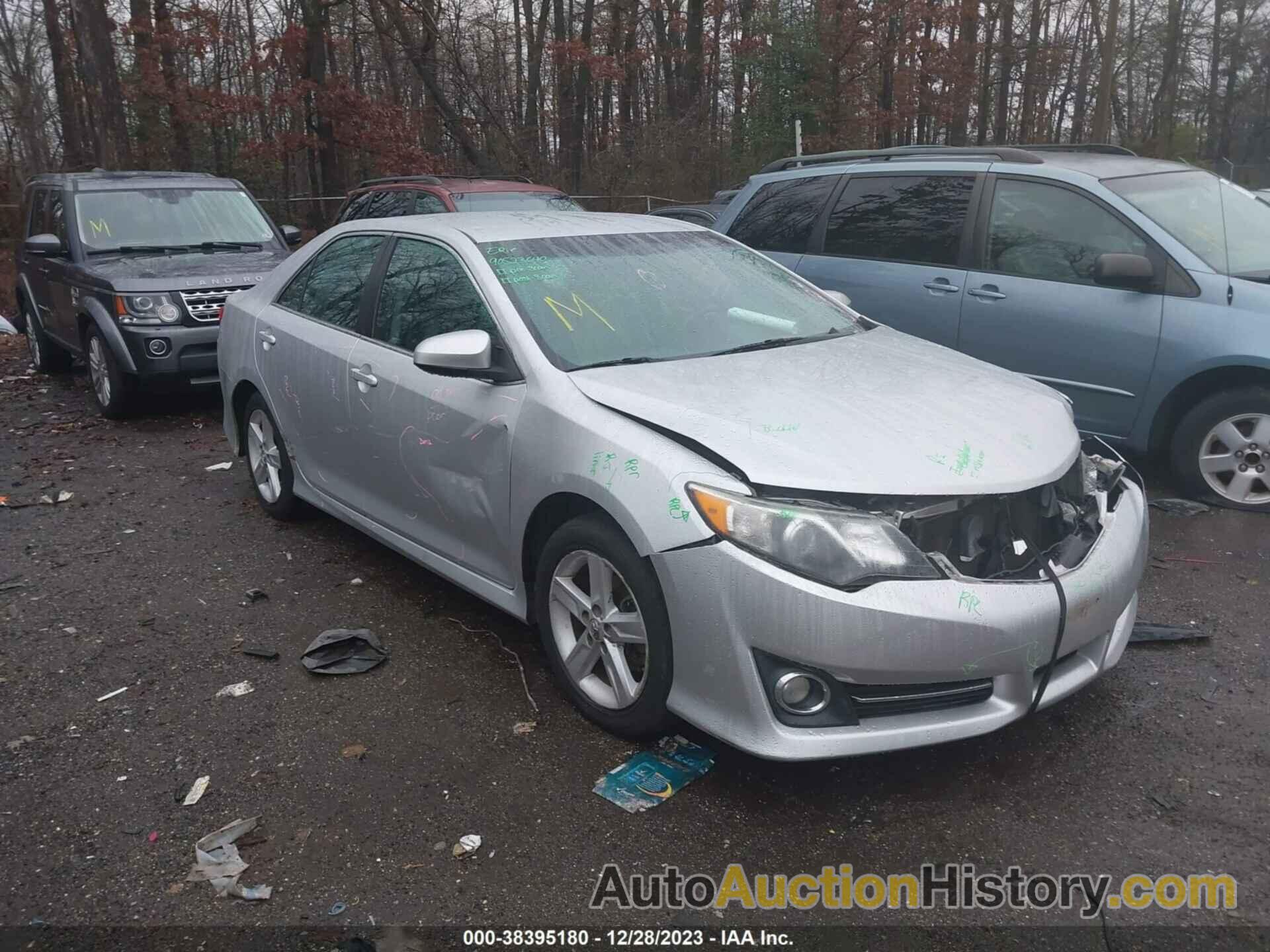 TOYOTA CAMRY SE, 4T1BF1FK9EU824340