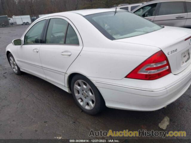 MERCEDES-BENZ C 350 LUXURY 4MATIC, WDBRF87H46F742258