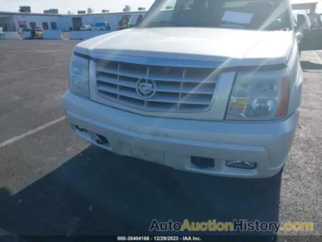 CADILLAC ESCALADE, 1GYEK63N82R210395