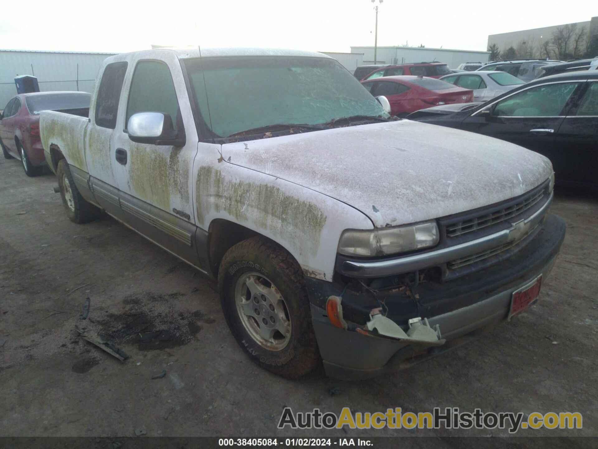 CHEVROLET SILVERADO C1500, 2GCEC19T3Y1370195