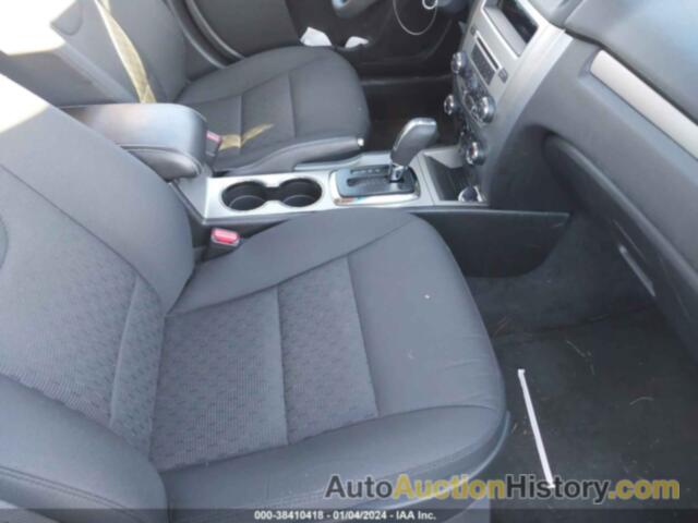 FORD FUSION SE, 3FAHP0HA8CR288016