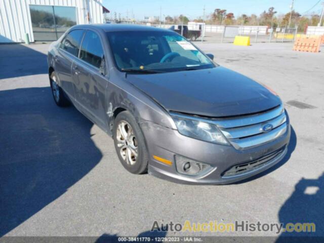 FORD FUSION SE, 3FAHP0HA8CR157409