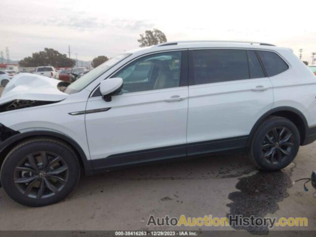 VOLKSWAGEN TIGUAN 2.0T SE, 3VV3B7AX3RM002039