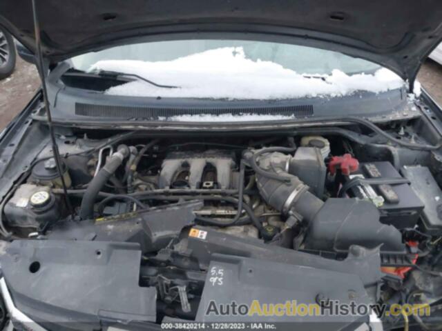 FORD TAURUS X SEL, 1FMDK05WX8GA07867