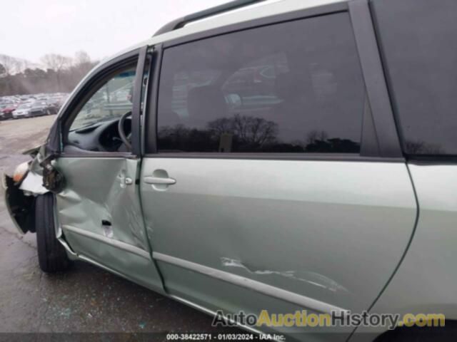 TOYOTA SIENNA LE, 5TDZK23C48S106737