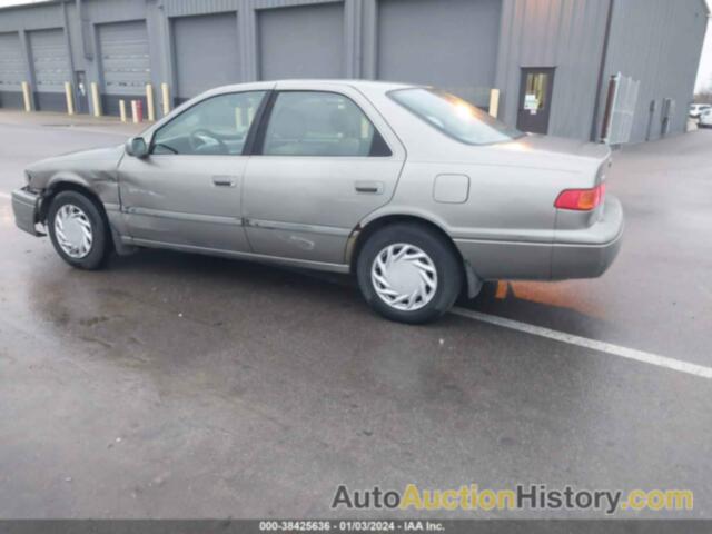 TOYOTA CAMRY LE, 4T1BG22K7YU679389