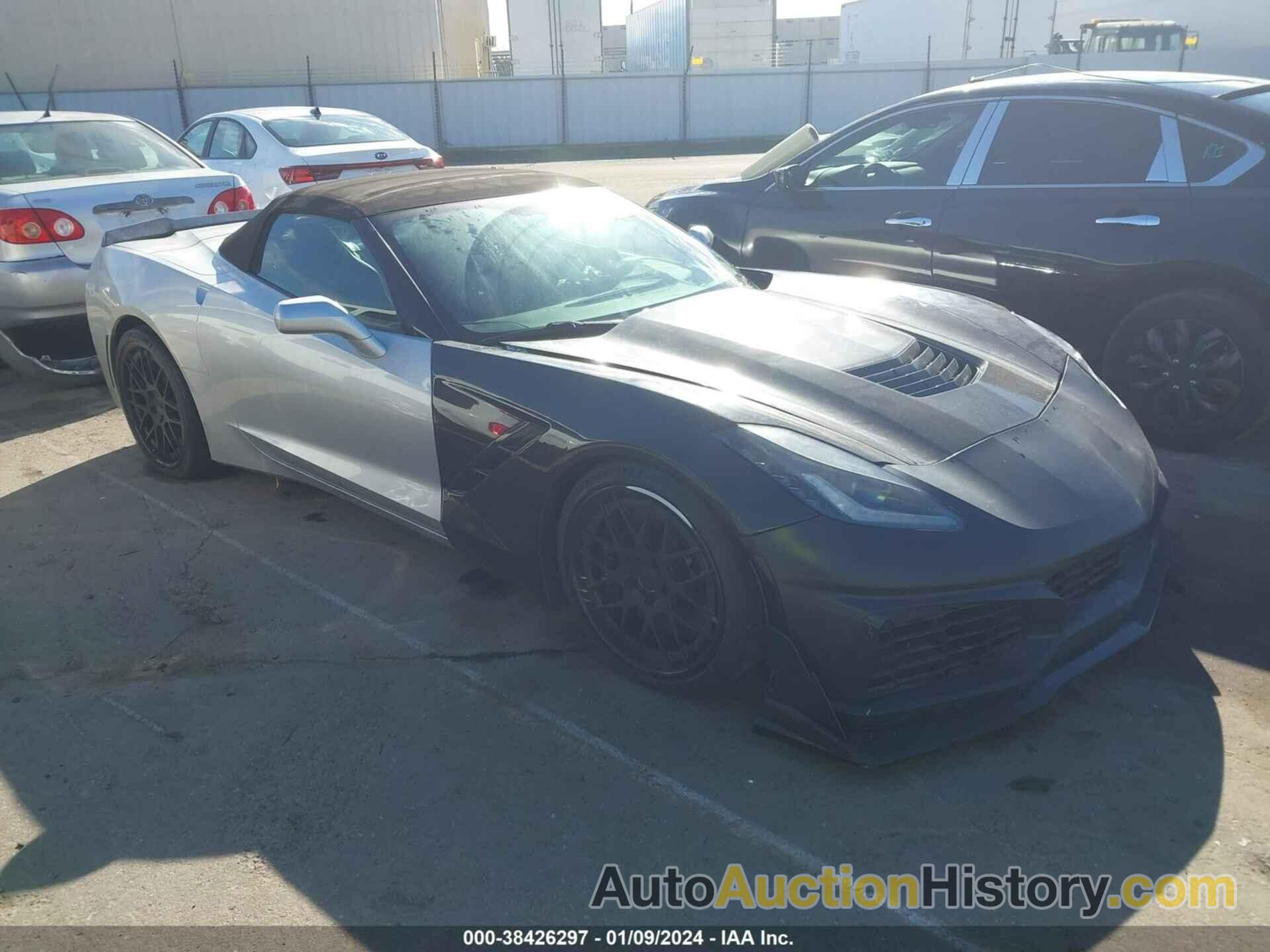 CHEVROLET CORVETTE STINGRAY, 1G1YF3D70E5124105