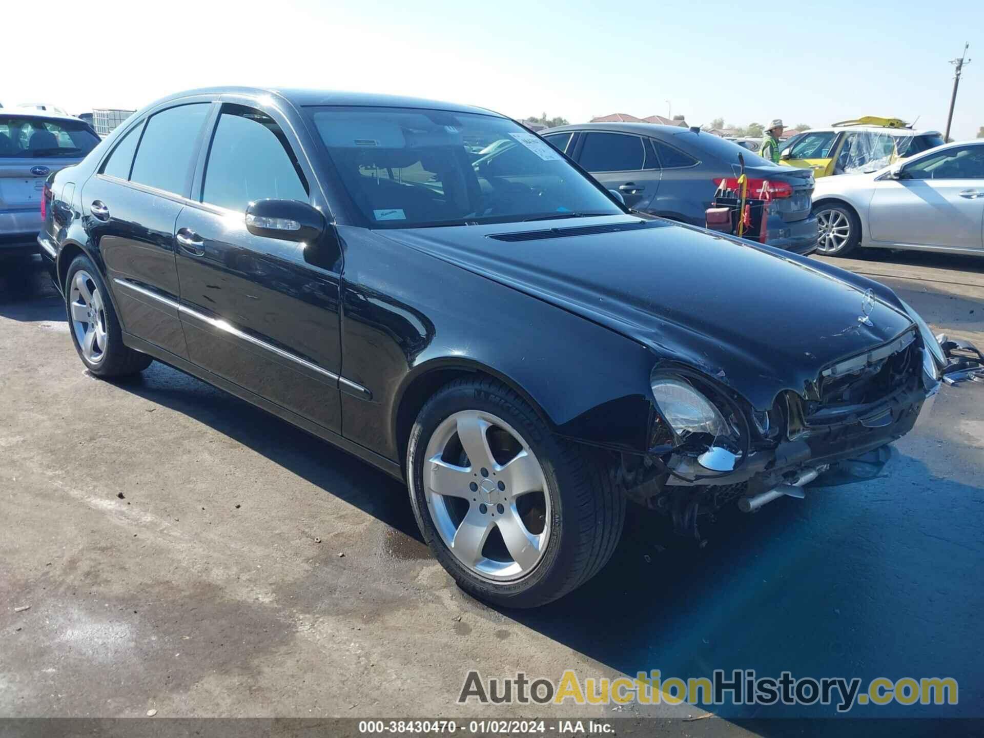 MERCEDES-BENZ E 500, WDBUF70J06A913554