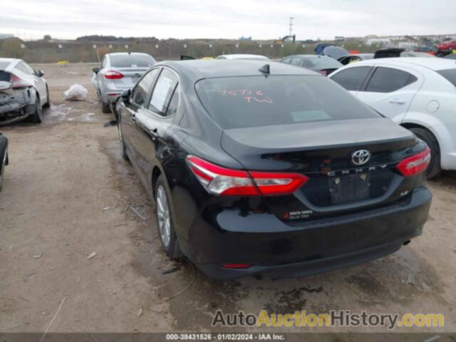 TOYOTA CAMRY LE, 4T1C11AK1LU400030