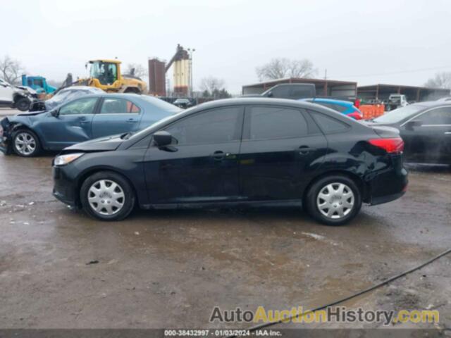 FORD FOCUS S, 1FADP3E22JL322119