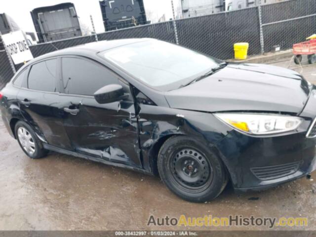 FORD FOCUS S, 1FADP3E22JL322119