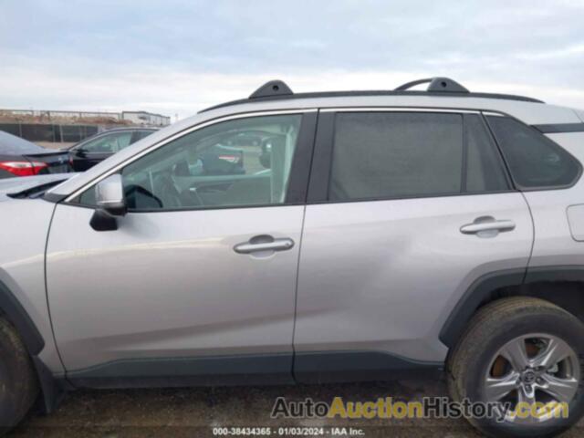 TOYOTA RAV4 XLE, 2T3W1RFV4PW283037