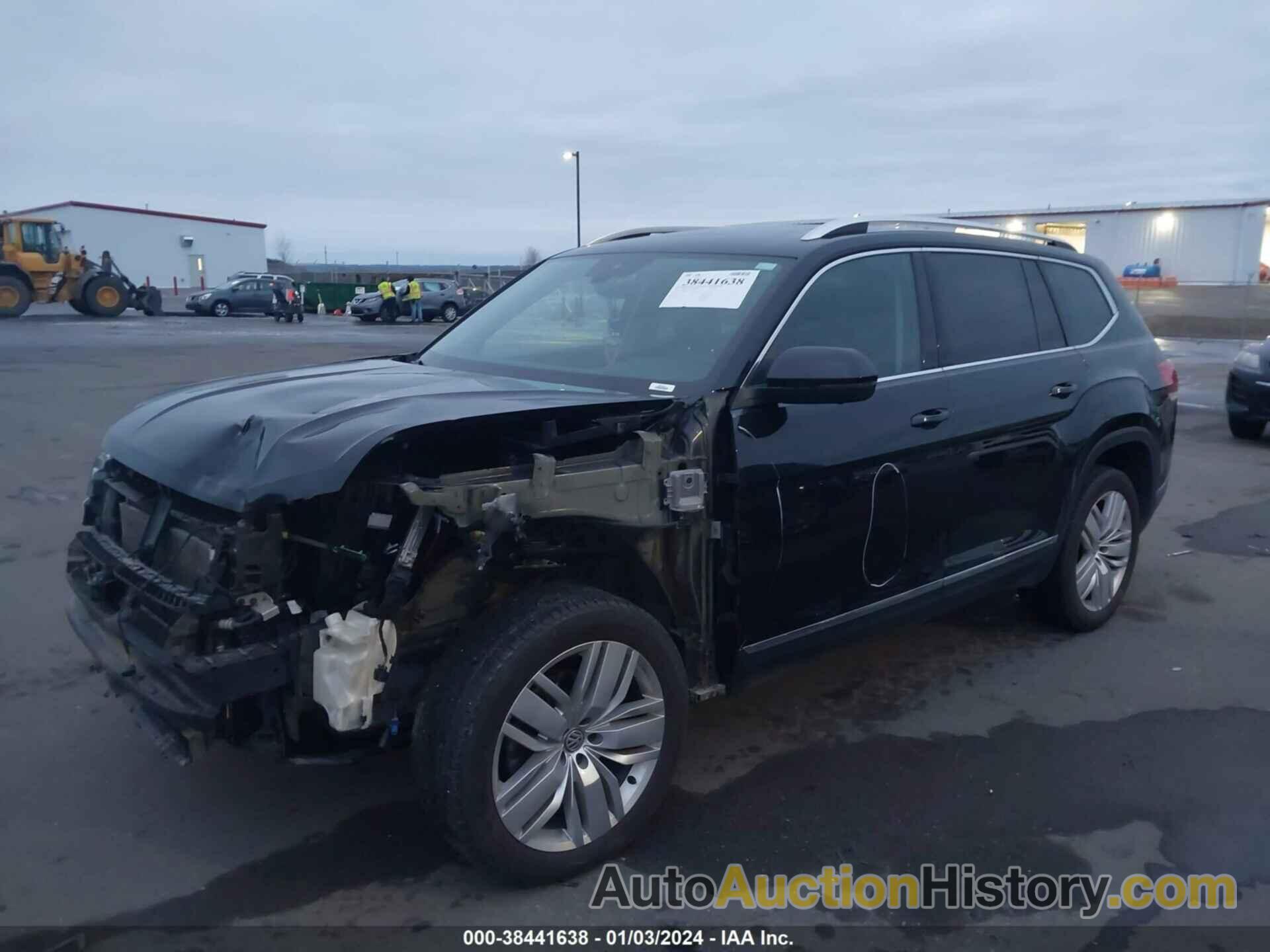 VOLKSWAGEN ATLAS 3.6L V6 SEL PREMIUM, 1V2NR2CA4JC501824