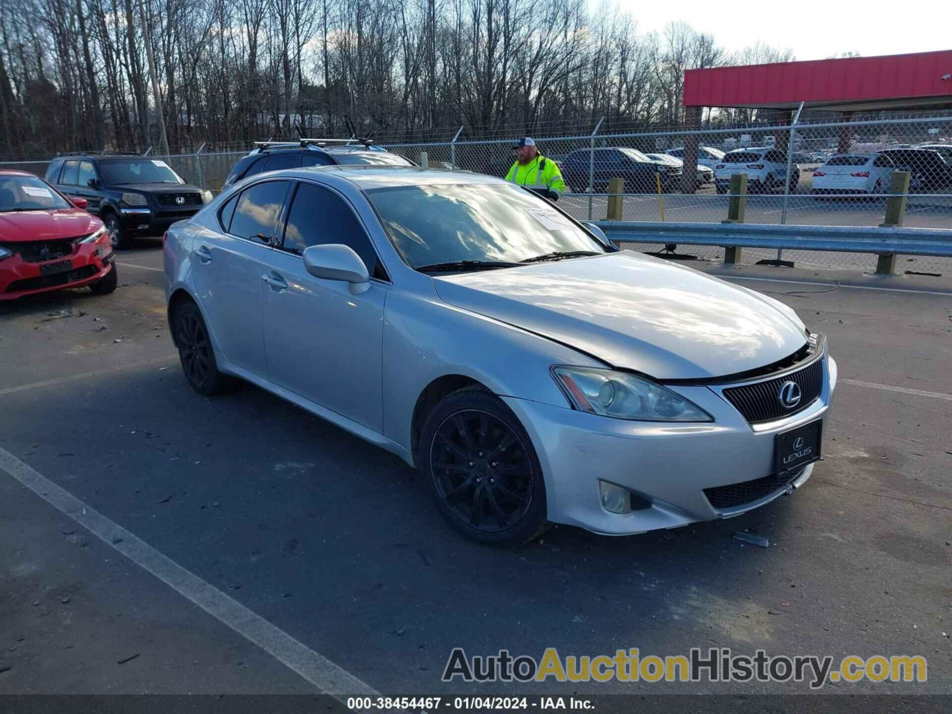 LEXUS IS 250, JTHCK262772019072