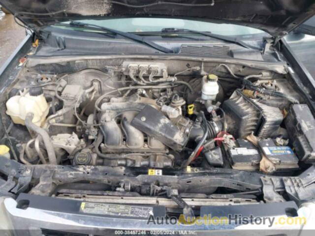 FORD ESCAPE XLT, 1FMCU03178KD67172