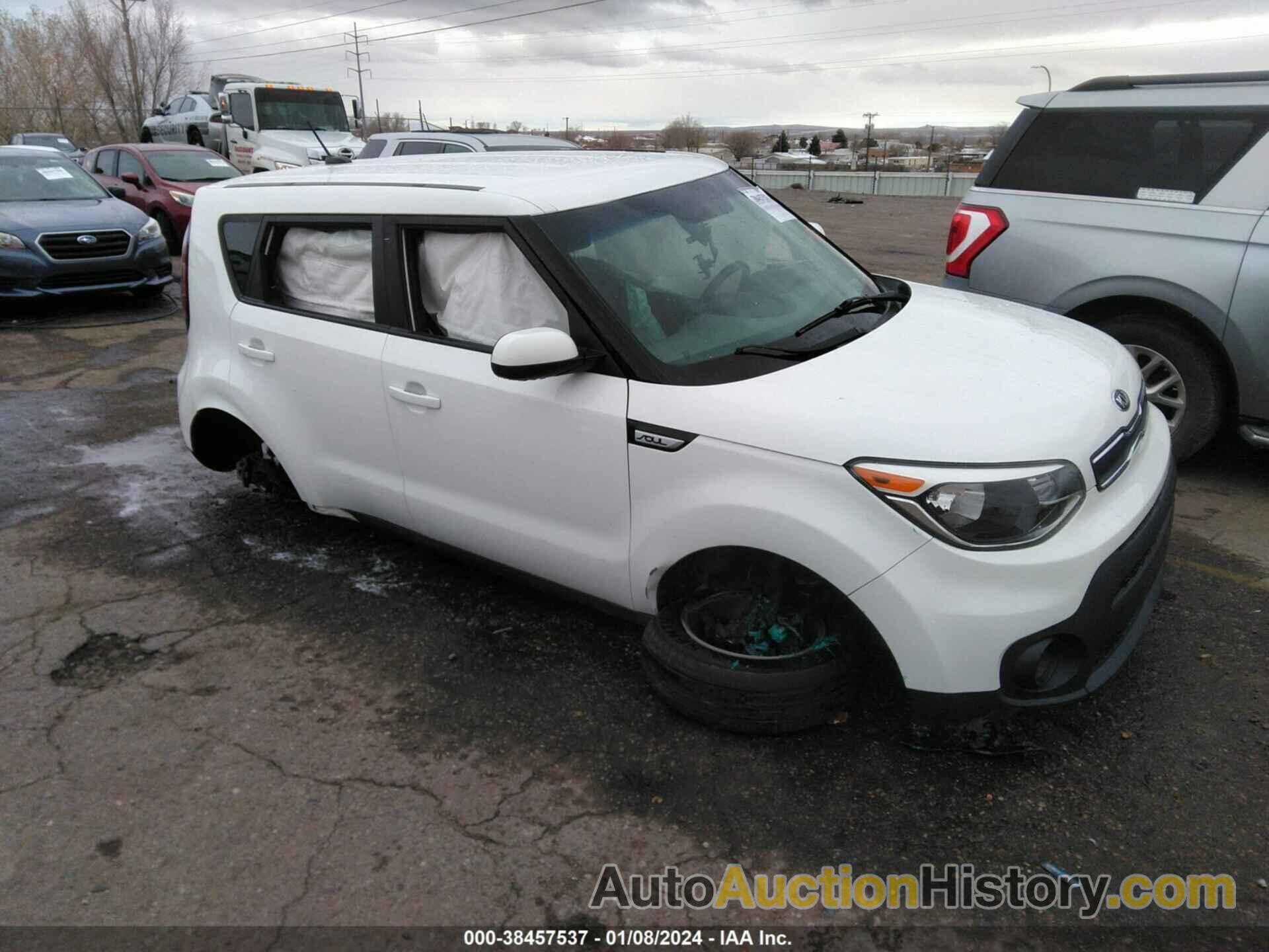 KIA SOUL, KNDJN2A28J7536799