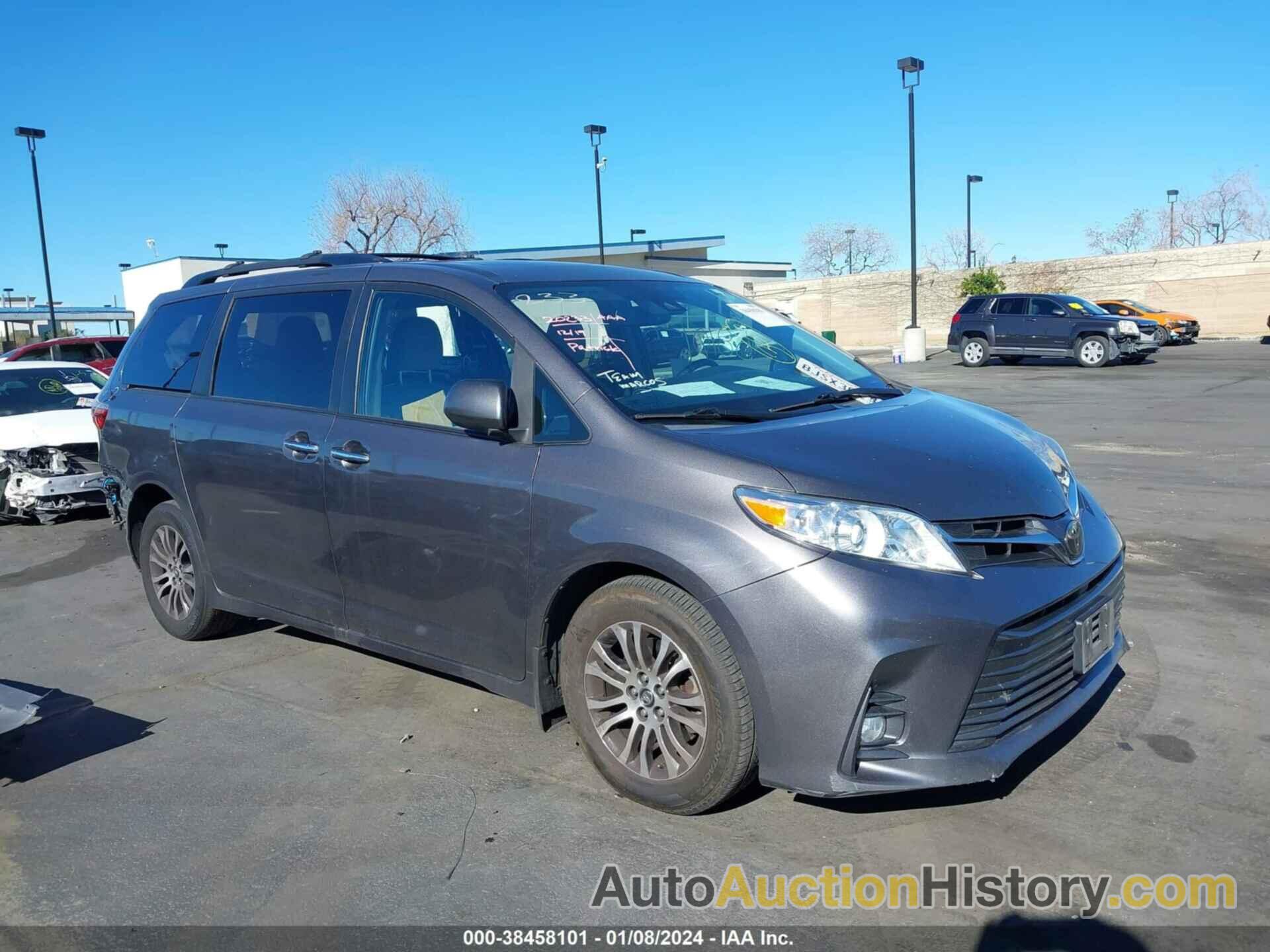 TOYOTA SIENNA XLE 8 PASSENGER, 5TDYZ3DC9KS016941