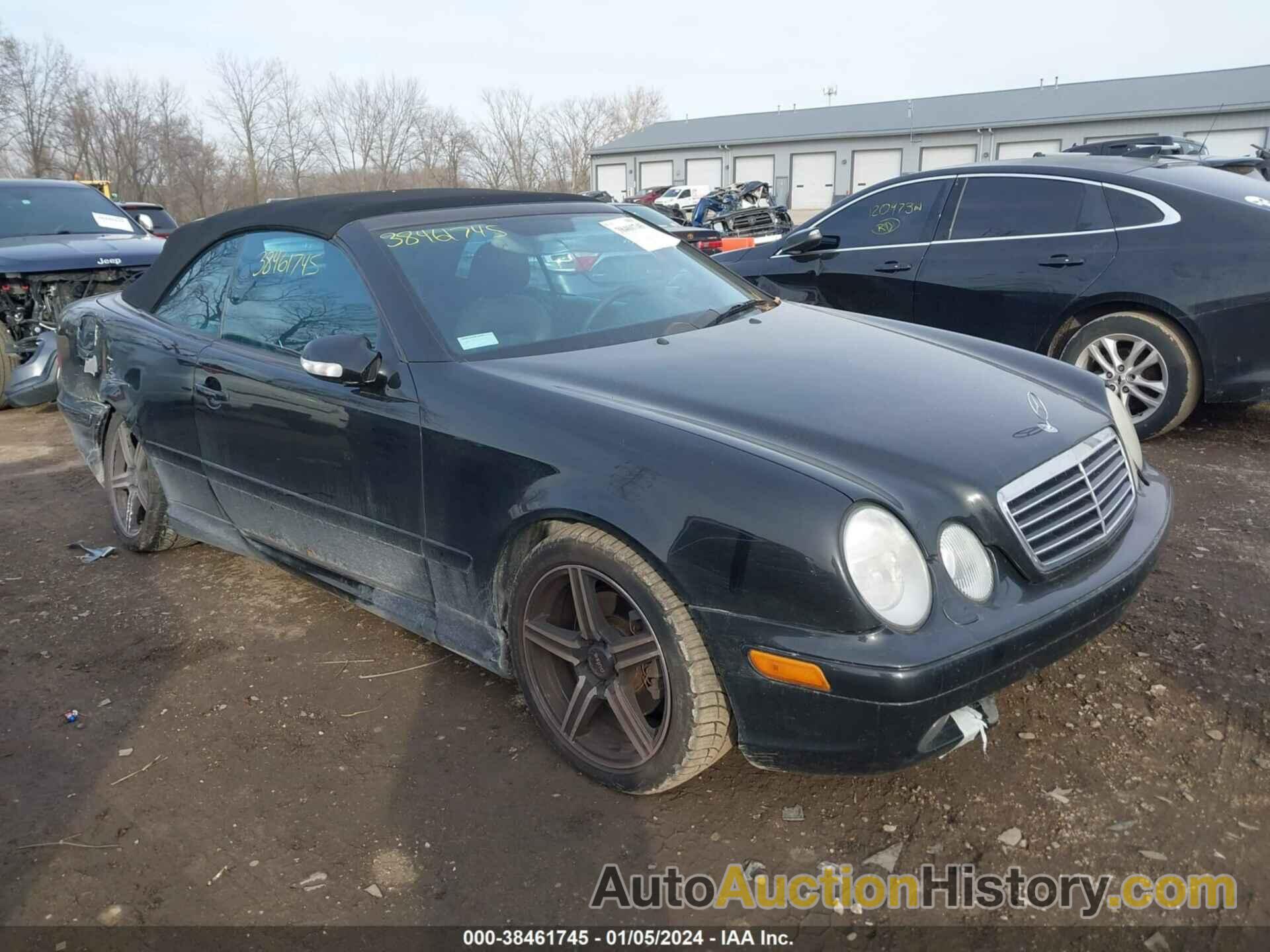 MERCEDES-BENZ CLK 430, WDBLK70G6YT040279