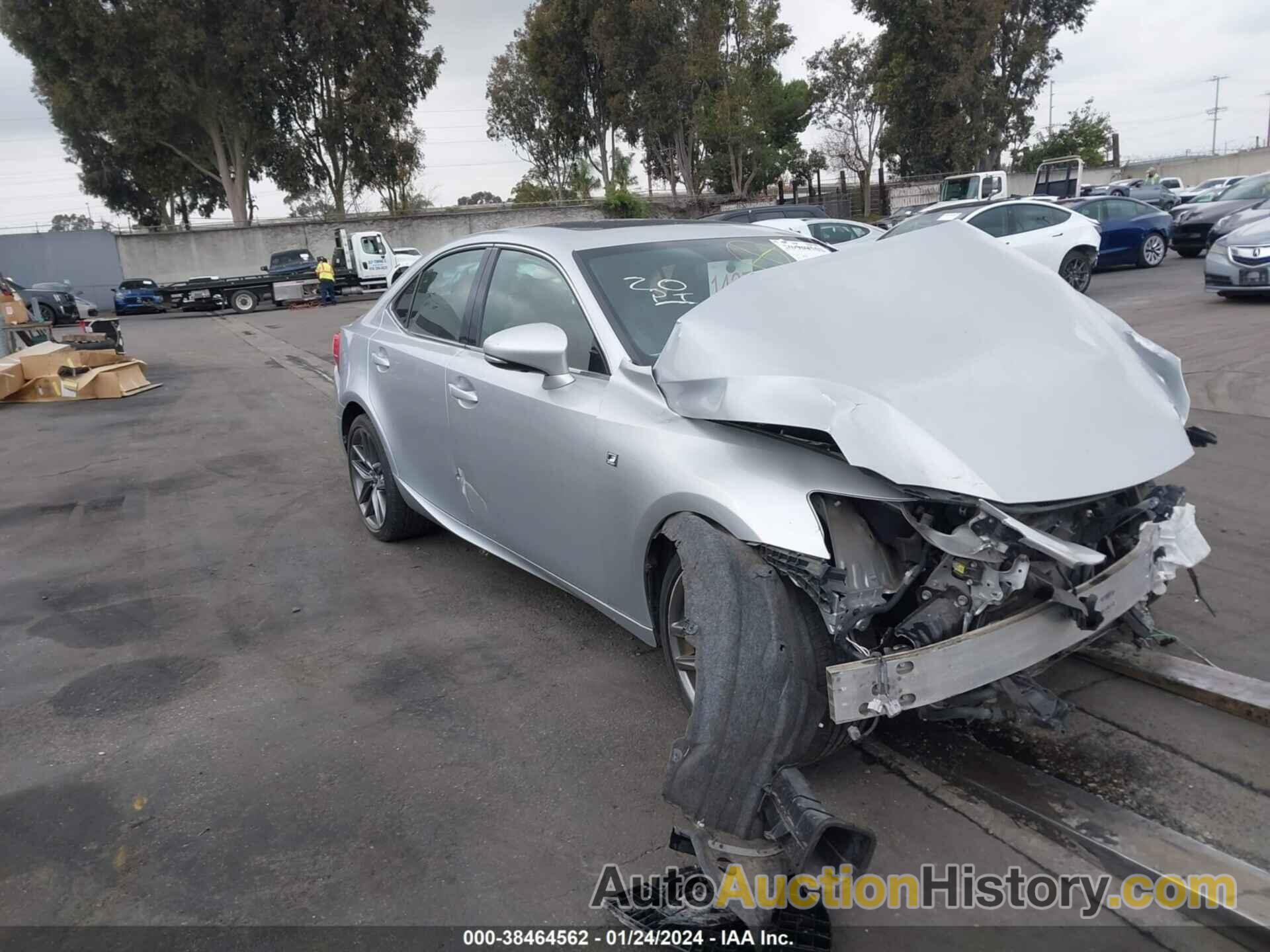 LEXUS IS 200T, JTHBA1D20G5011406