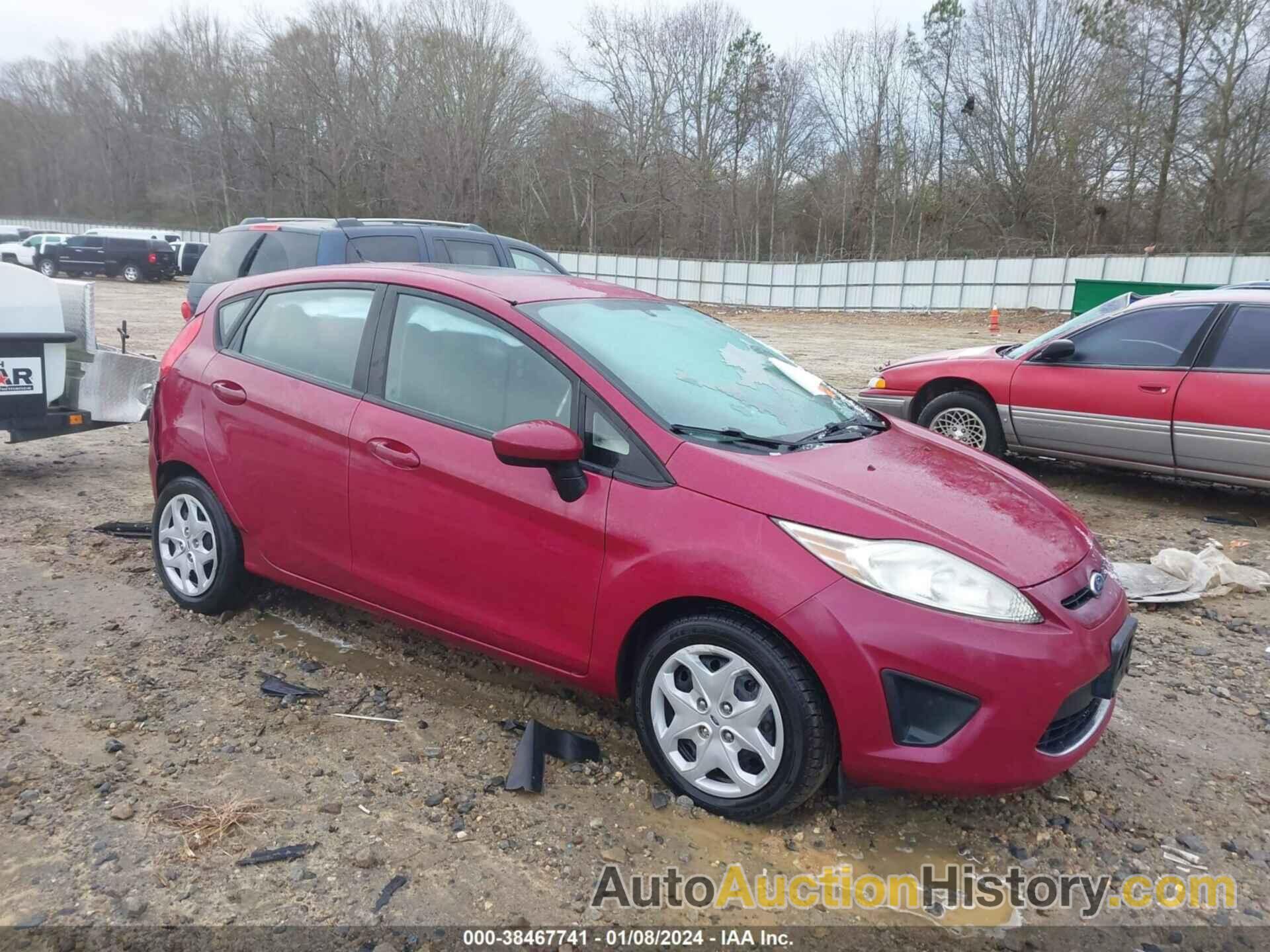 FORD FIESTA SE, 3FADP4EJ4BM178781