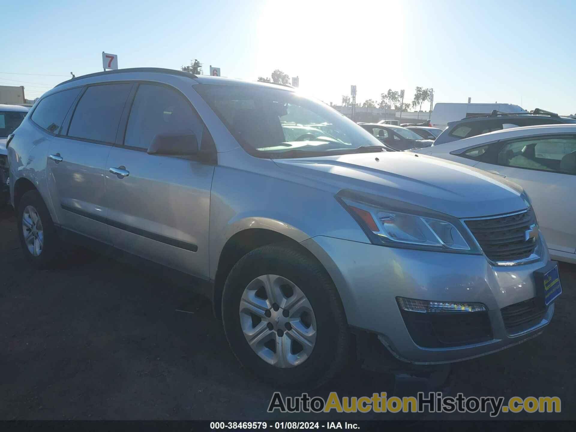 CHEVROLET TRAVERSE LS, 1GNKRFKD5GJ264022