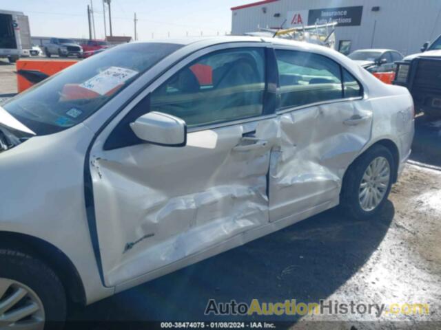 FORD FUSION HYBRID, 3FADP0L38AR147838