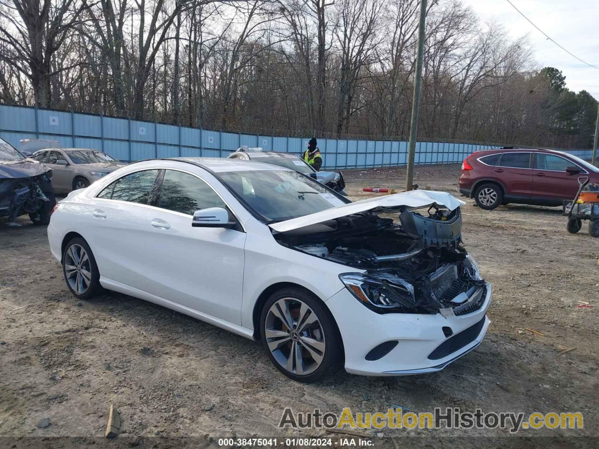 MERCEDES-BENZ CLA 250, WDDSJ4EB5KN737200