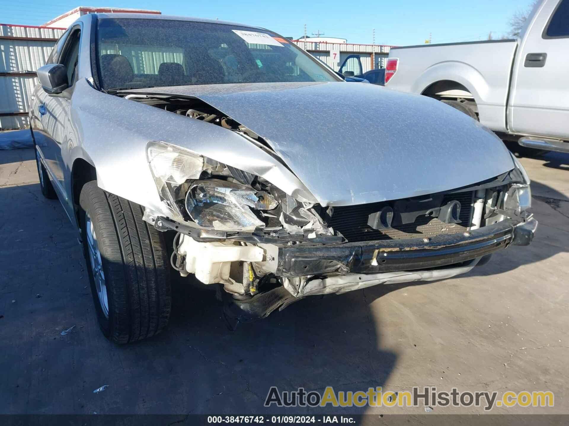 HONDA ACCORD 2.4 SE, JHMCM56377C015943