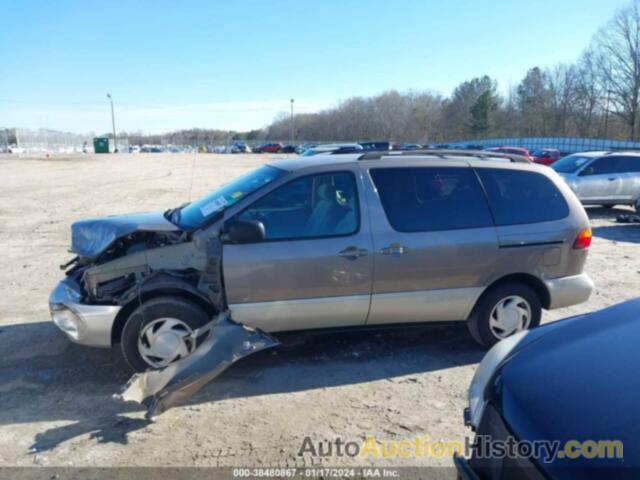 TOYOTA SIENNA XLE, 4T3ZF13C6WU033963