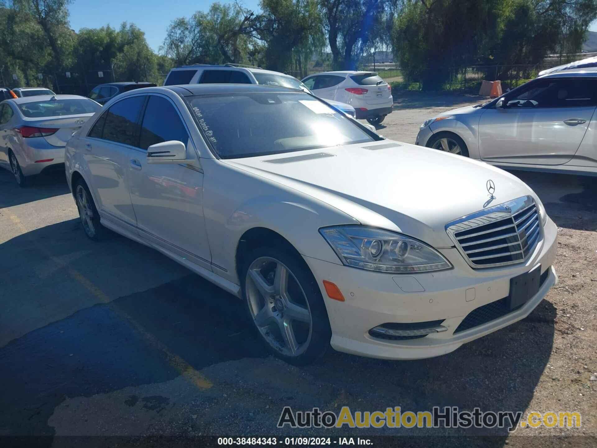 MERCEDES-BENZ S 550, WDDNG7DB0DA522364