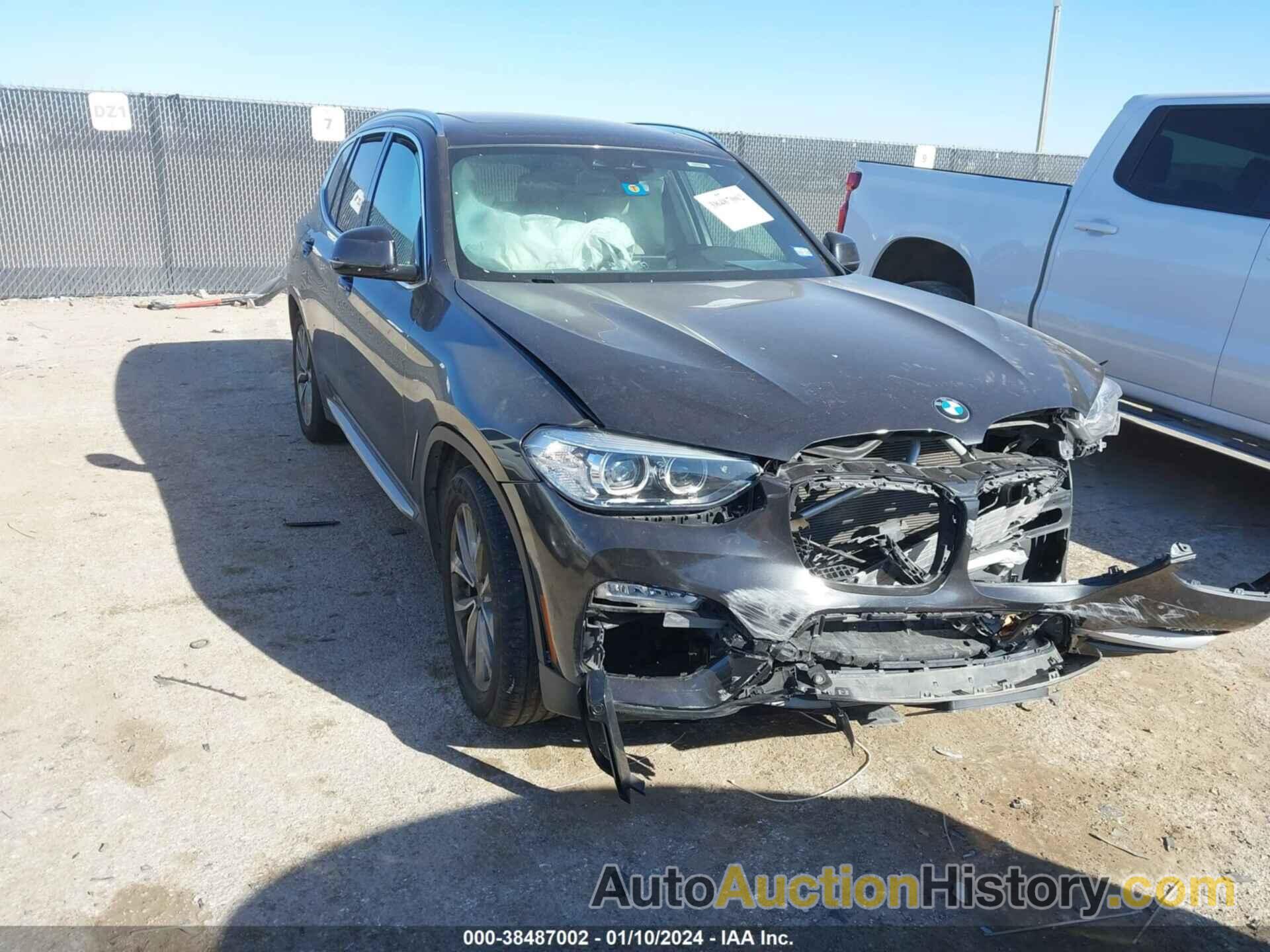 BMW X3 SDRIVE30I, 5UXTR7C5XKLF27551