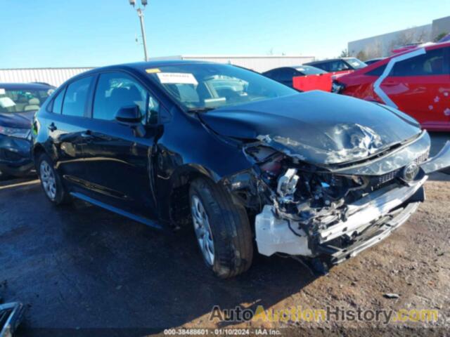 TOYOTA COROLLA LE, 5YFEPMAE4NP374188