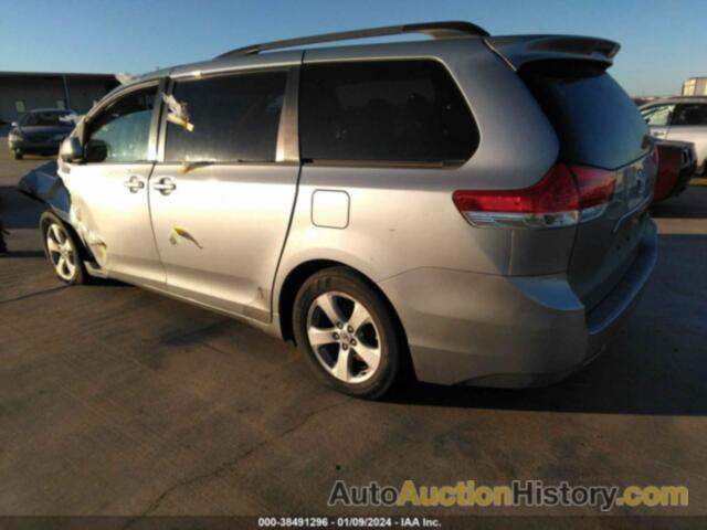 TOYOTA SIENNA LE V6, 5TDKK3DC4BS045743