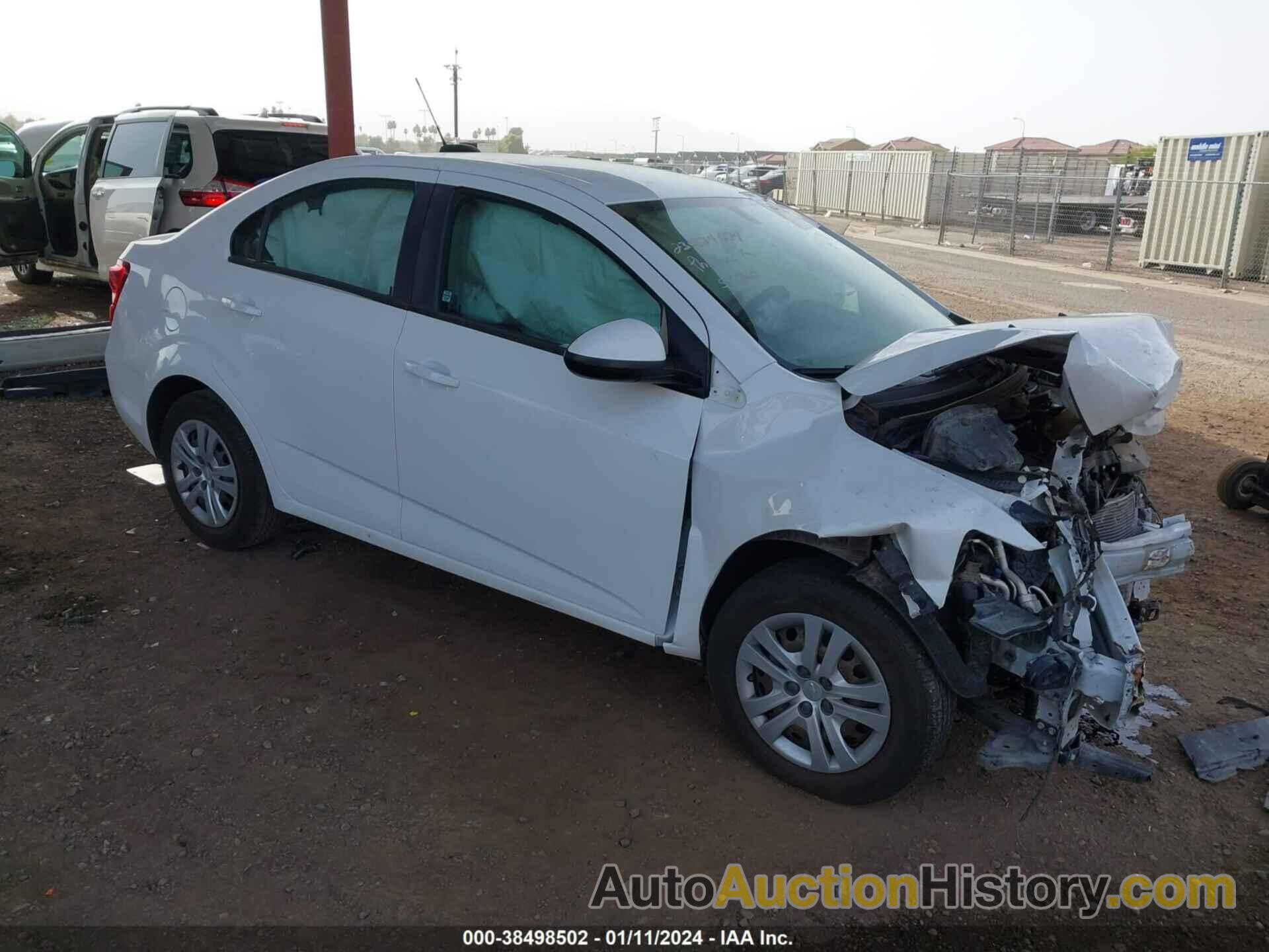 CHEVROLET SONIC LS AUTO, 1G1JB5SG9J4114054