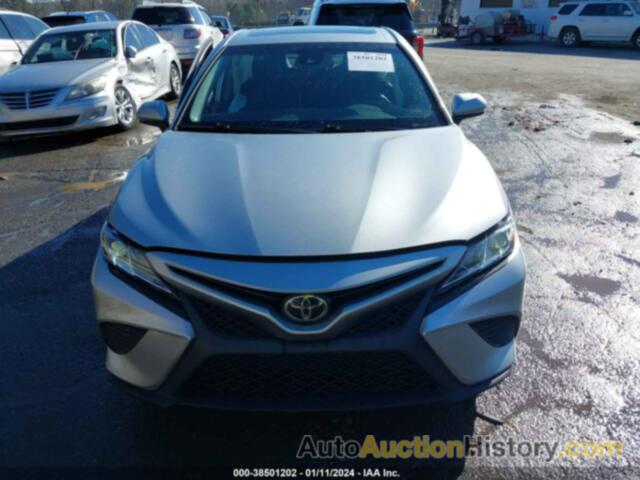 TOYOTA CAMRY SE, 4T1B11HK1JU064037