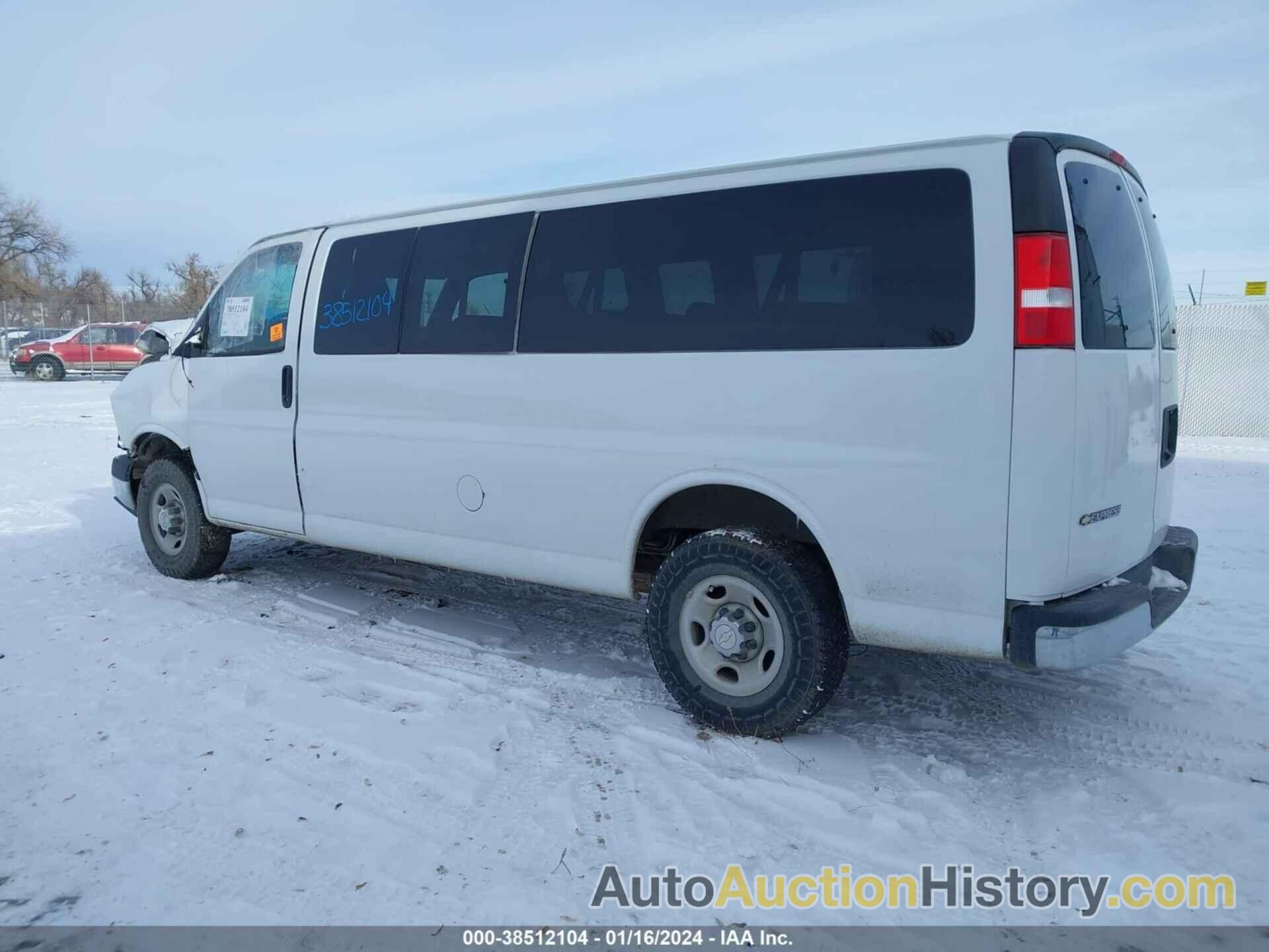 CHEVROLET EXPRESS PASSENGER RWD 3500 EXTENDED WHEELBASE LT, 1GAZGPFG4L1180493