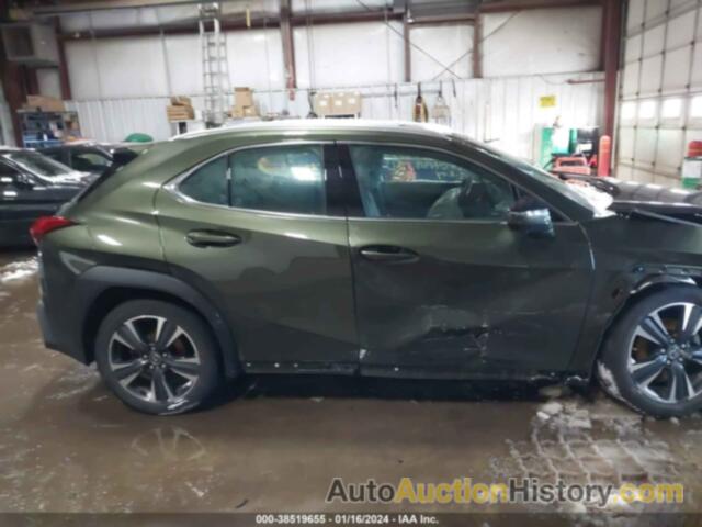 LEXUS UX 200, JTHX3JBHXM2044918