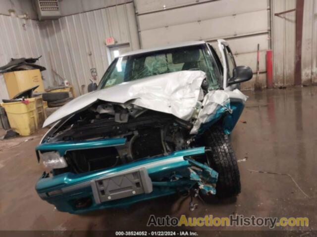 GMC SONOMA, 1GTDT19W0R8515598