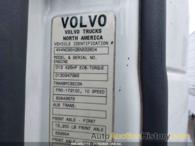 VOLVO VN VNL, 4V4NC9EH2BN532604