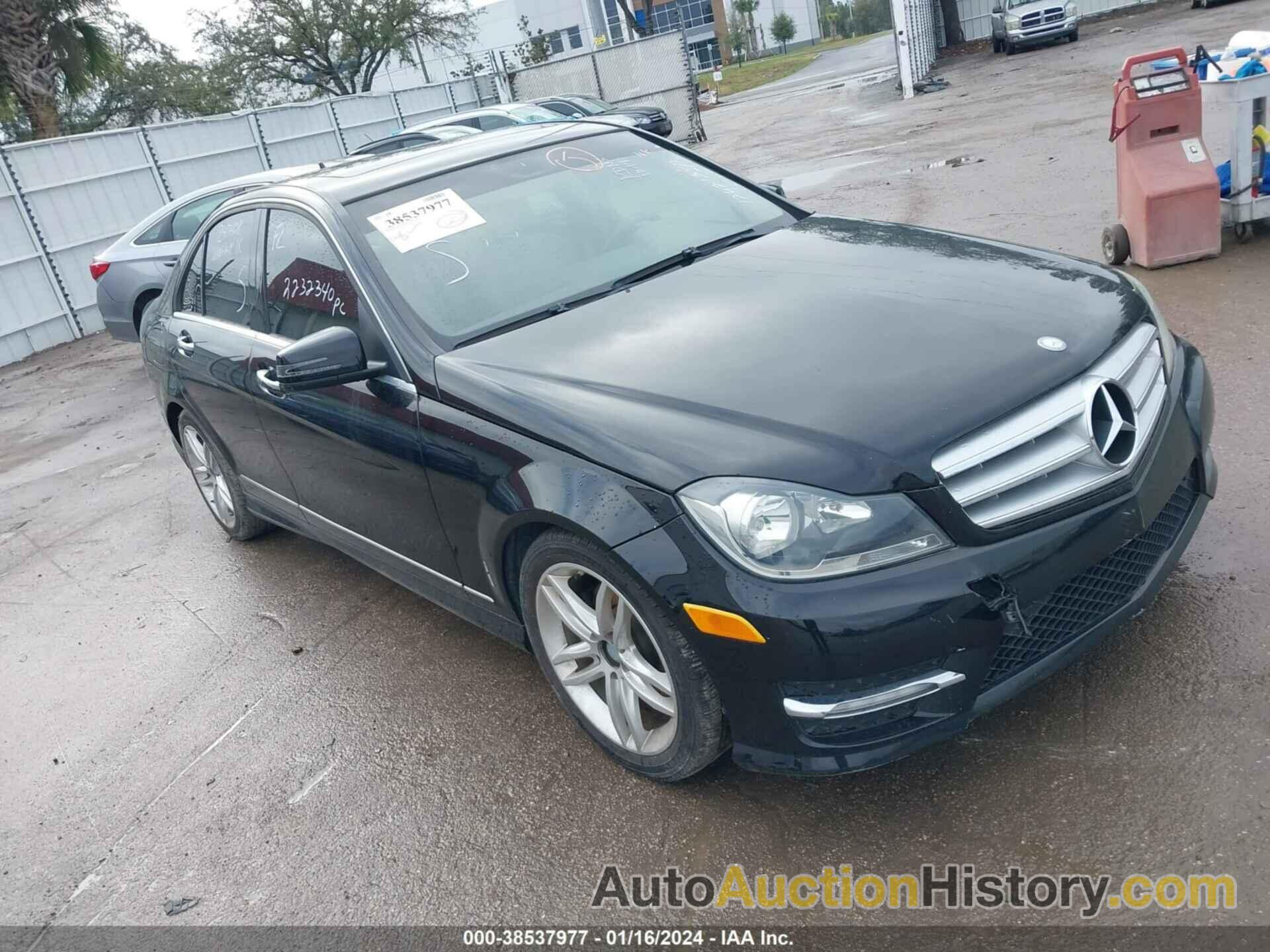 MERCEDES-BENZ C 250 LUXURY/SPORT, WDDGF4HB2DR247408