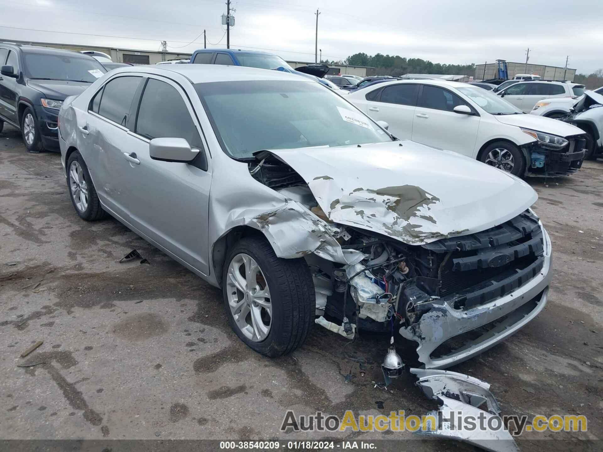 FORD FUSION SE, 3FAHP0HA7CR142478