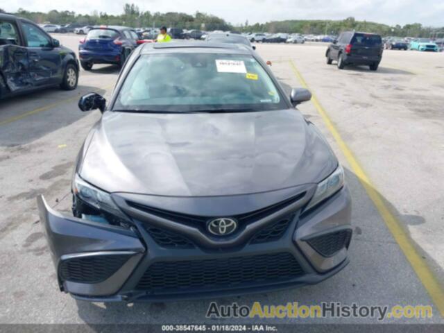 TOYOTA CAMRY SE, 4T1S11AKXNU055630