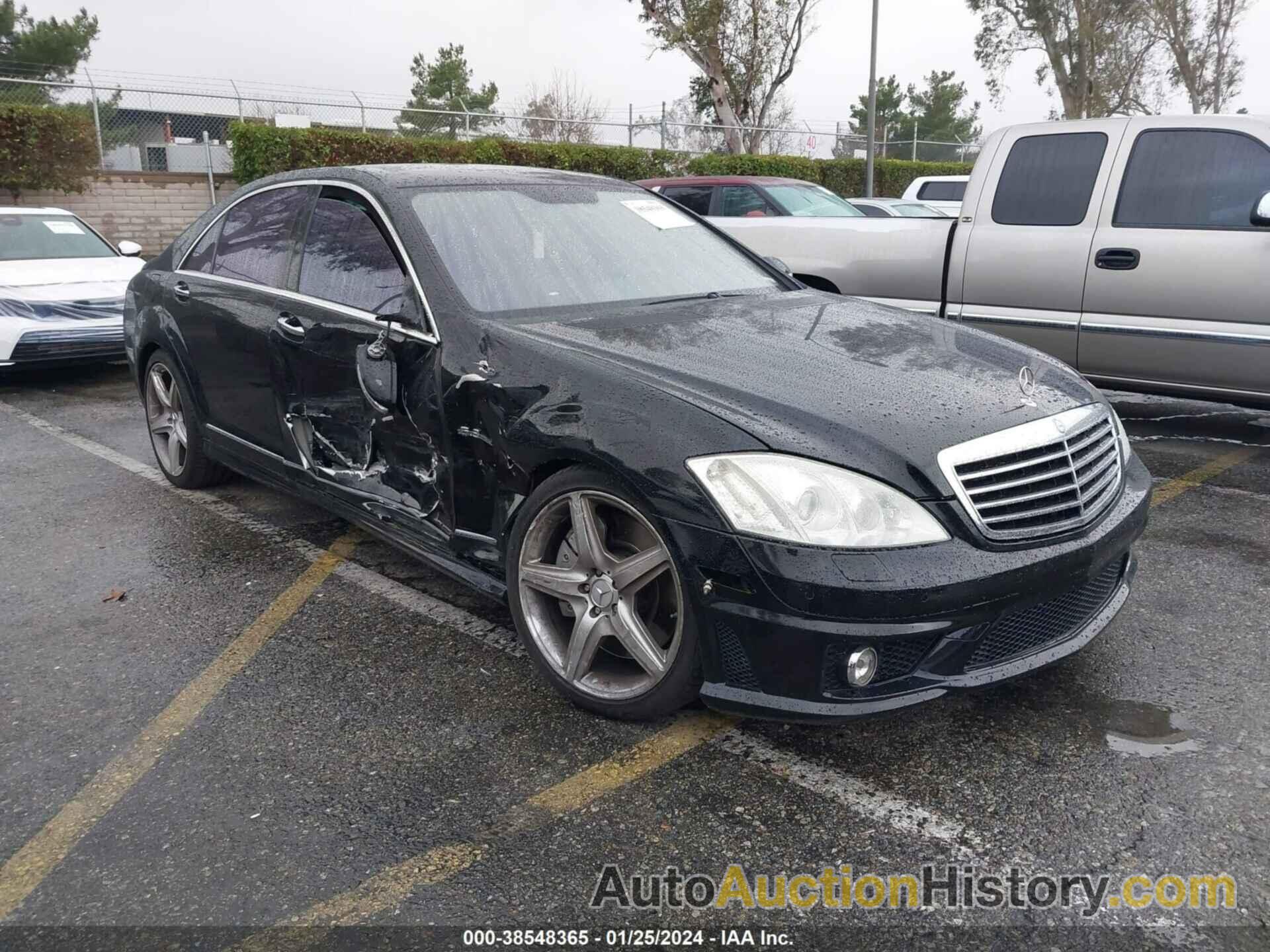 MERCEDES-BENZ S 63 AMG, WDDNG77X08A160257