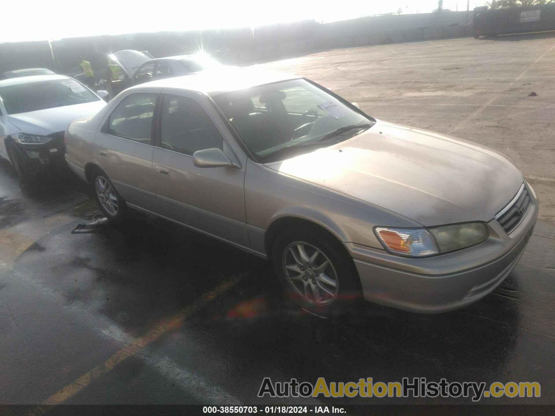TOYOTA CAMRY LE, JT2BF22K710320024