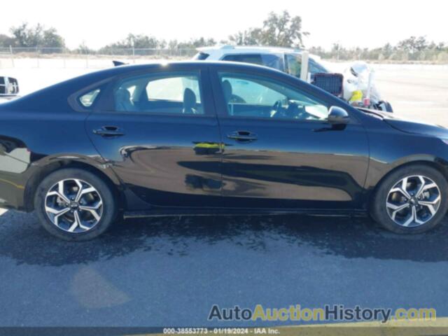 KIA FORTE LXS, 3KPF24AD0ME402689