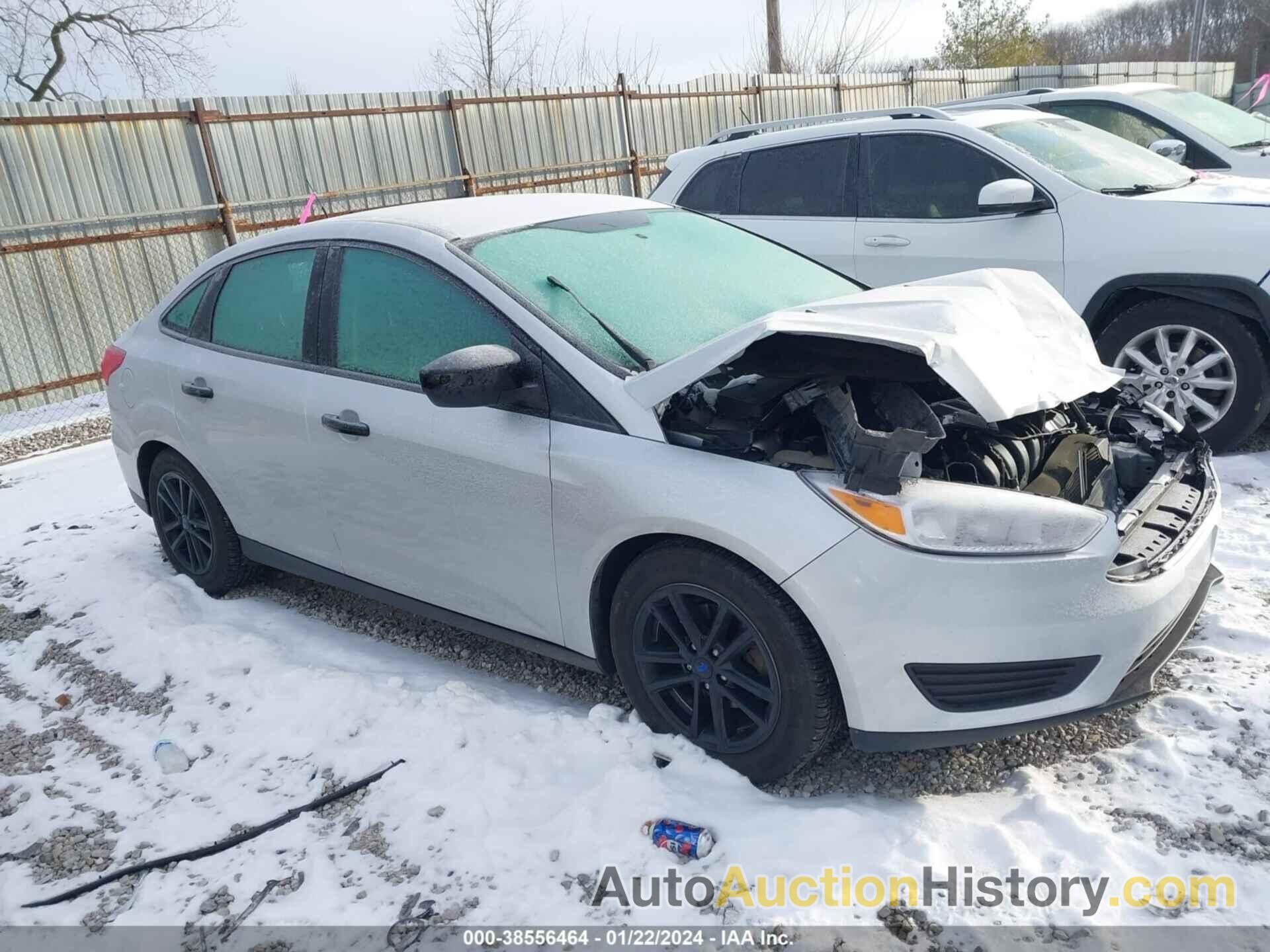 FORD FOCUS SE, 1FADP3F23JL291154