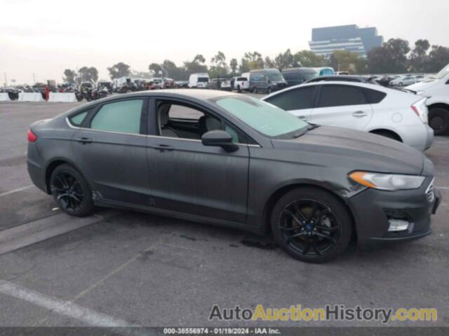 FORD FUSION SE, 3FA6P0HD8KR134308