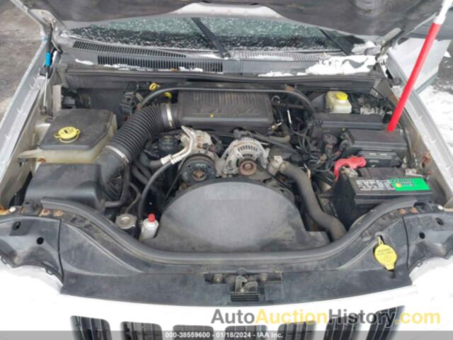 JEEP GRAND CHEROKEE LAREDO, 1J4GR48K05C687837