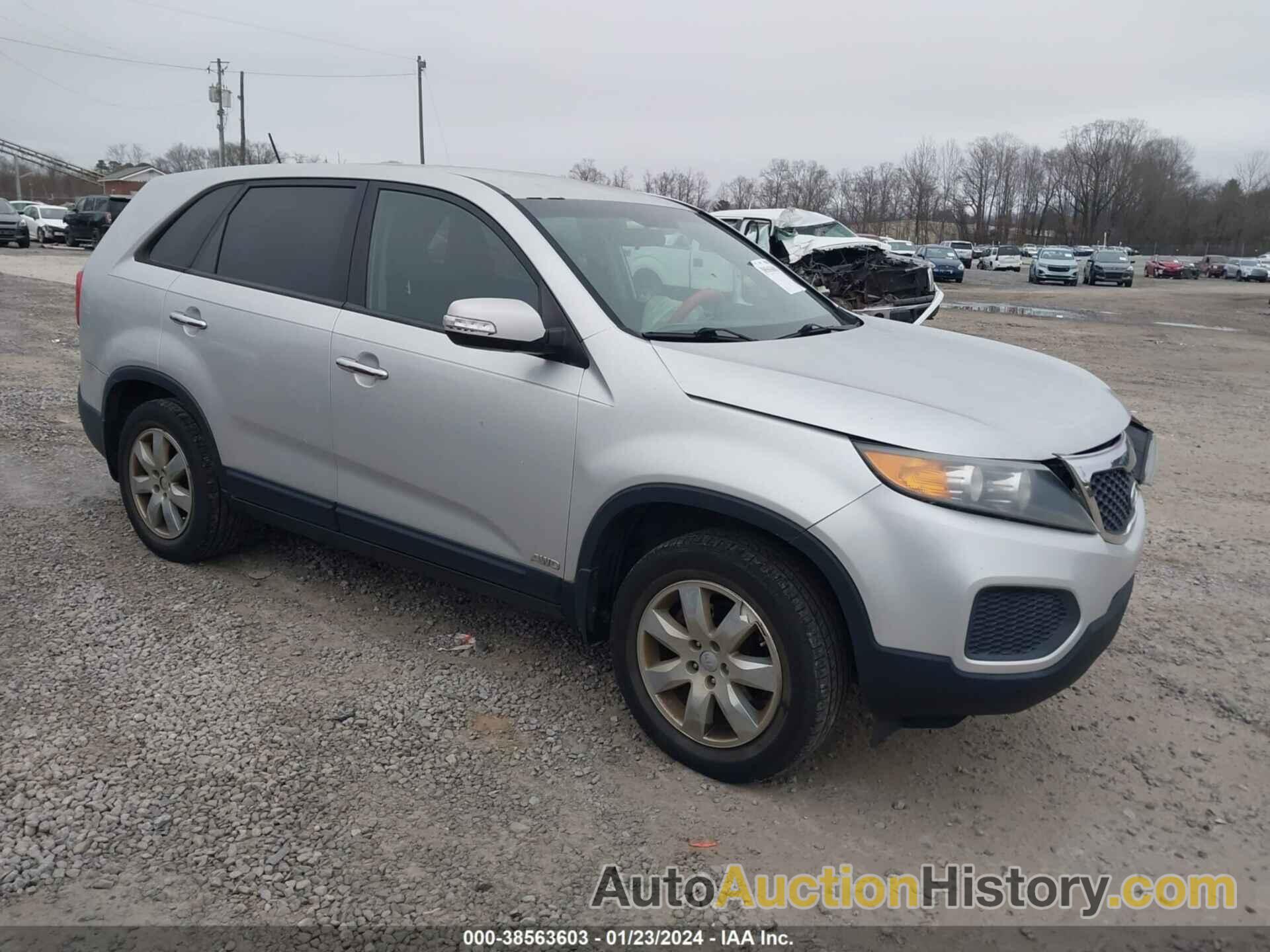 KIA SORENTO LX, 5XYKTDA69DG375315